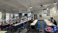 以现实步履守护好师生“舌尖上的